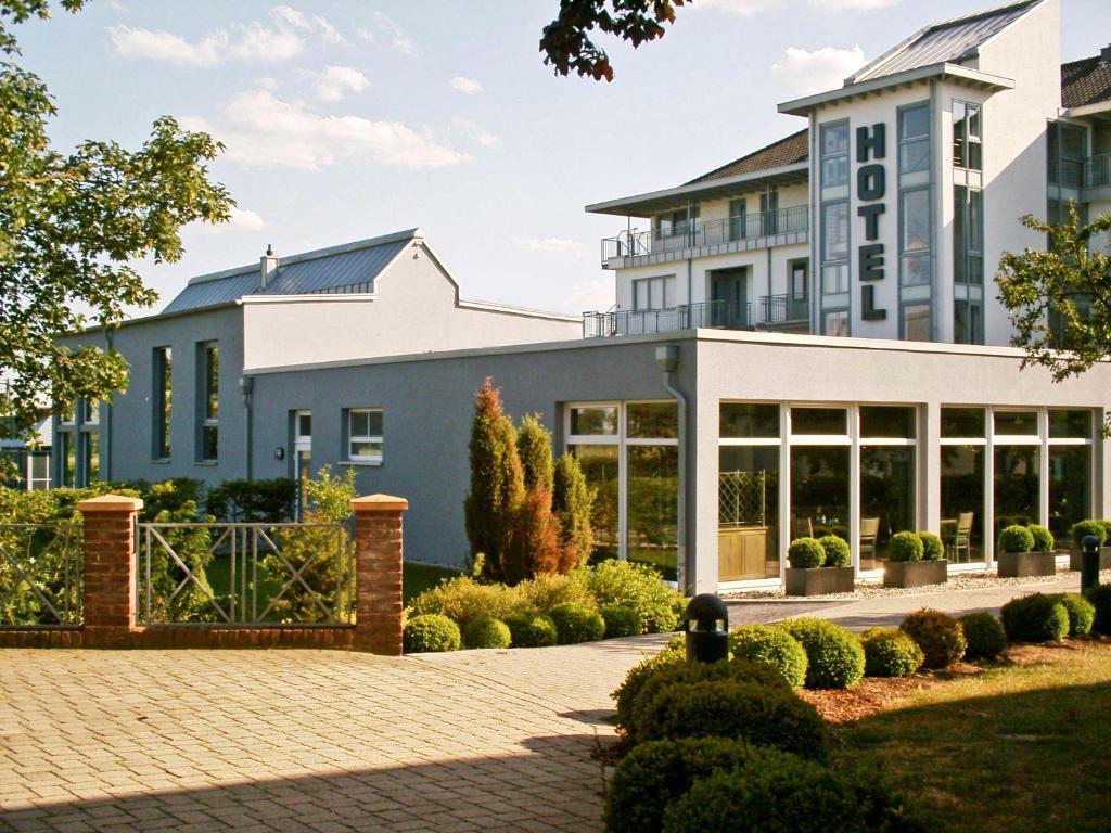 Hotel Till-Moyland Garni Luaran gambar