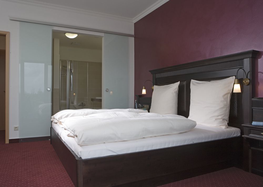 Hotel Till-Moyland Garni Luaran gambar